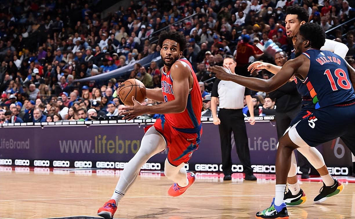 基在发展联, 助攻, 篮板