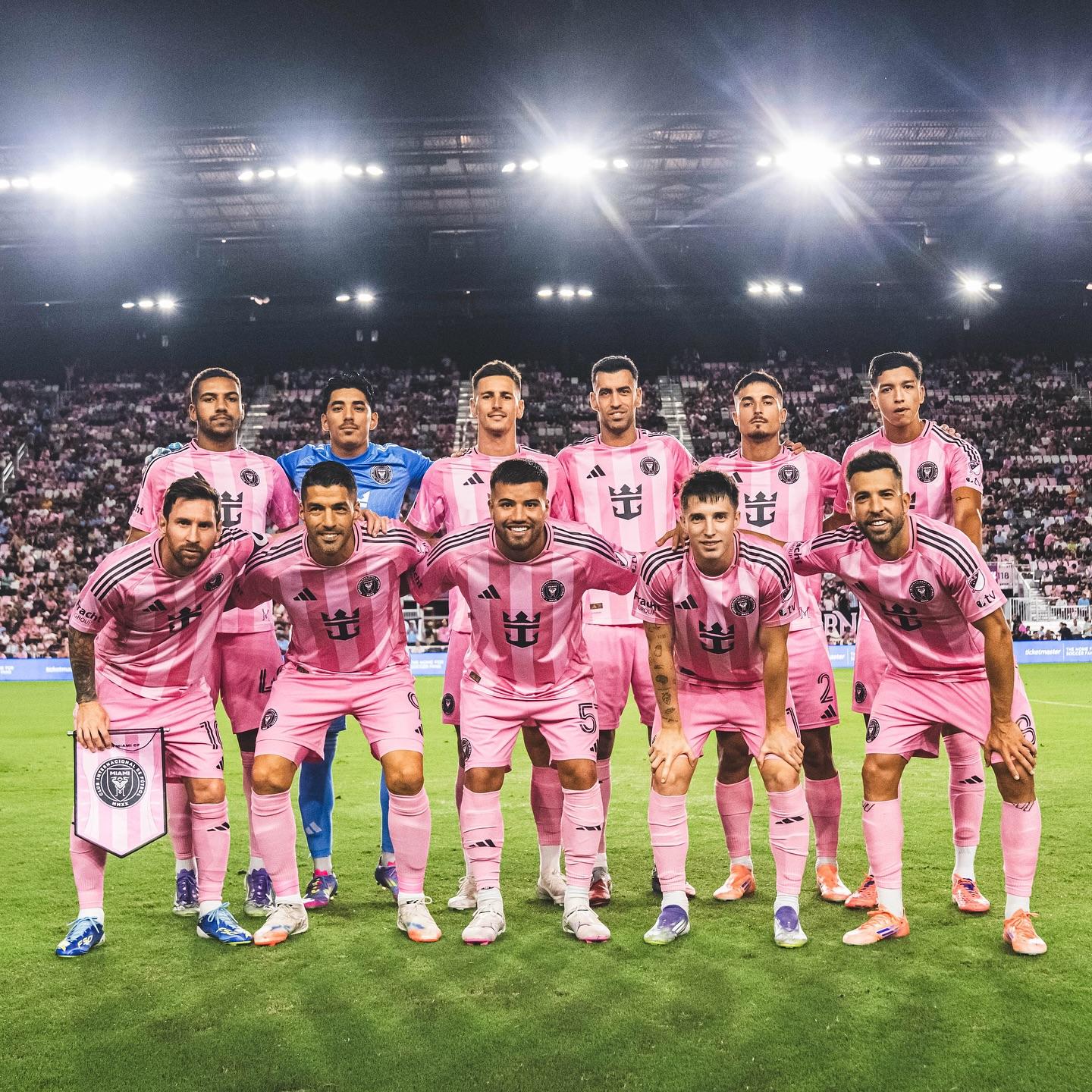 两射一传助, alt